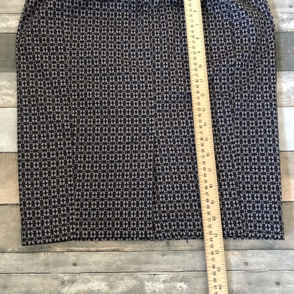 41 Hawthorn Geometric Pencil Skirt Black Gray - Picture 5 of 6